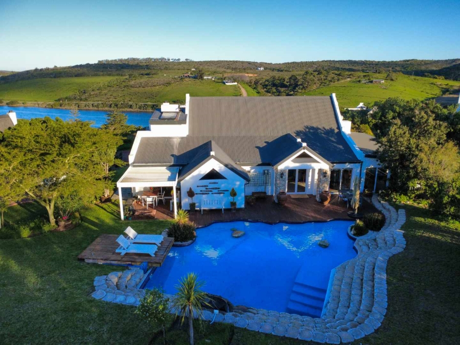 3 Bedroom Property for Sale in Stilbaai Oos Western Cape